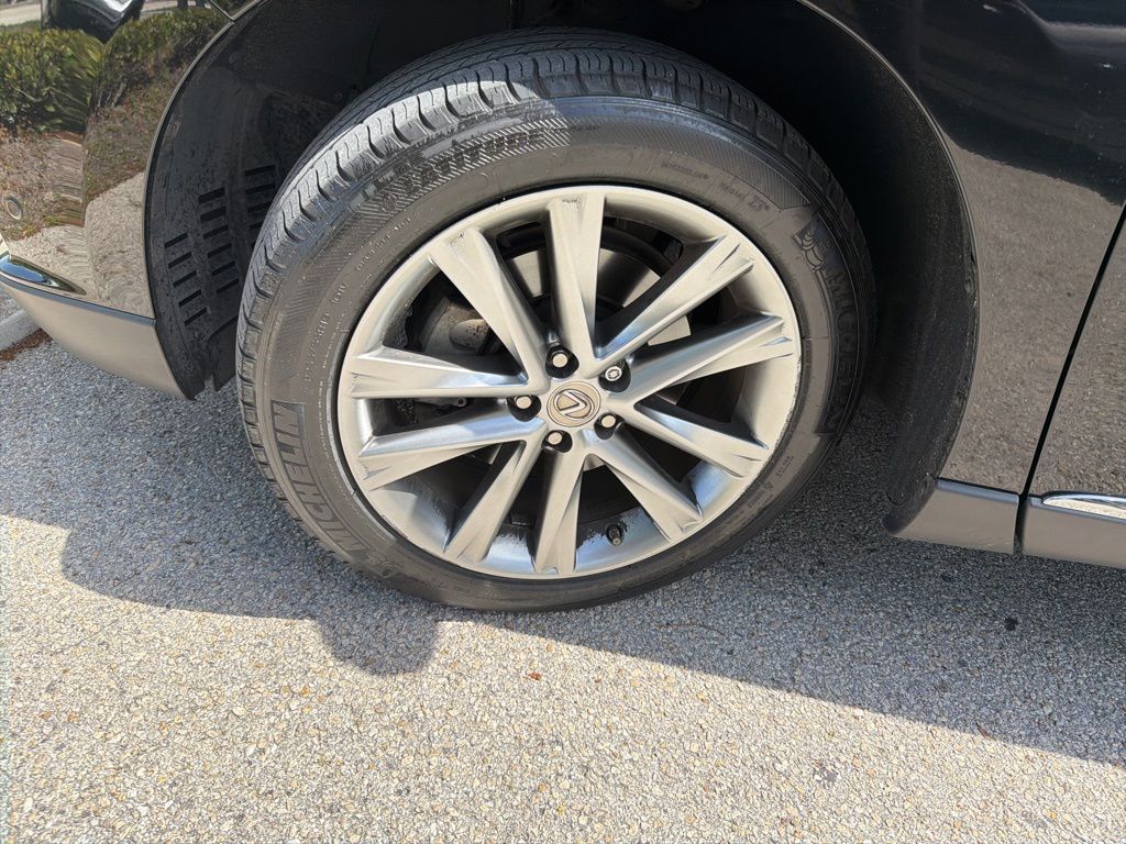 Used 2014 Black Lexus 350 image 3
