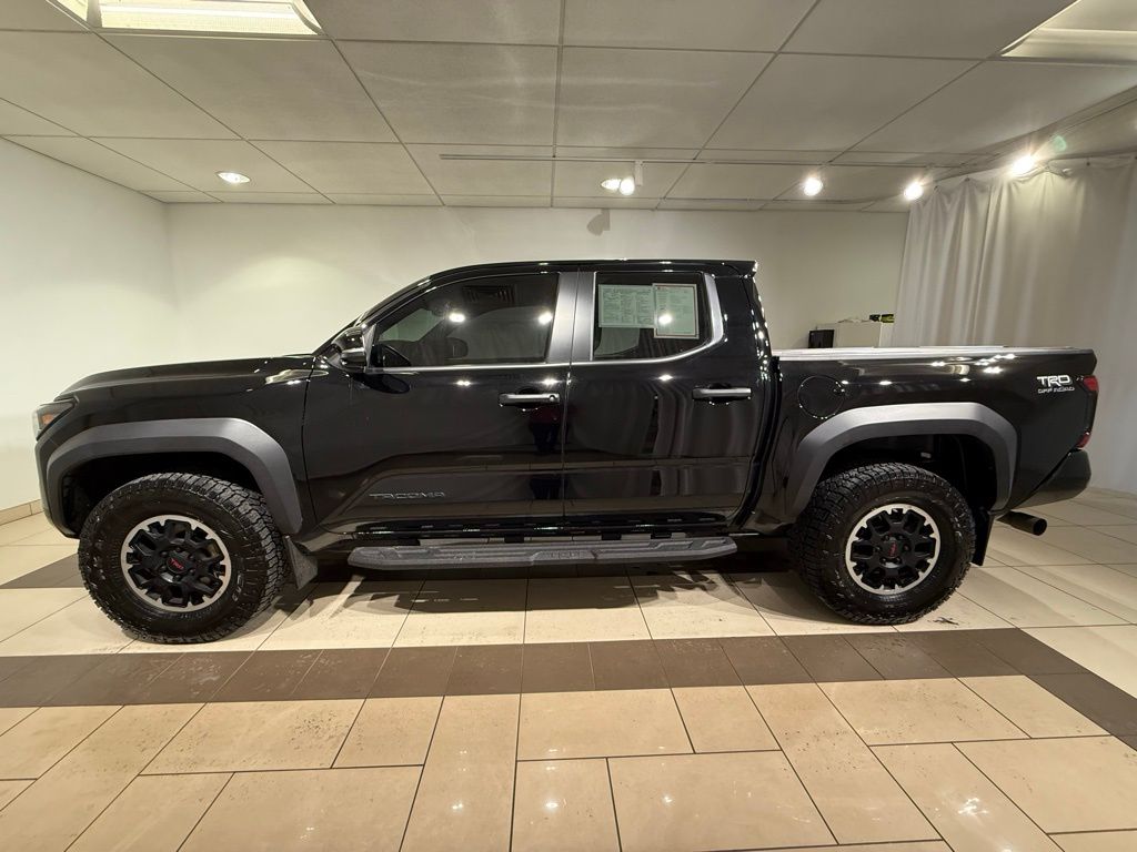 2024 Toyota Tacoma TRD Off-Road 2