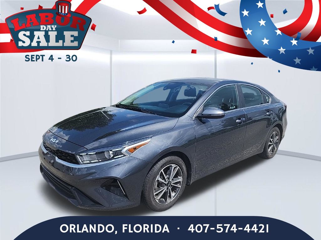 Gravity Gray 2023 Kia Forte Sedan Continuously Variable Transmission