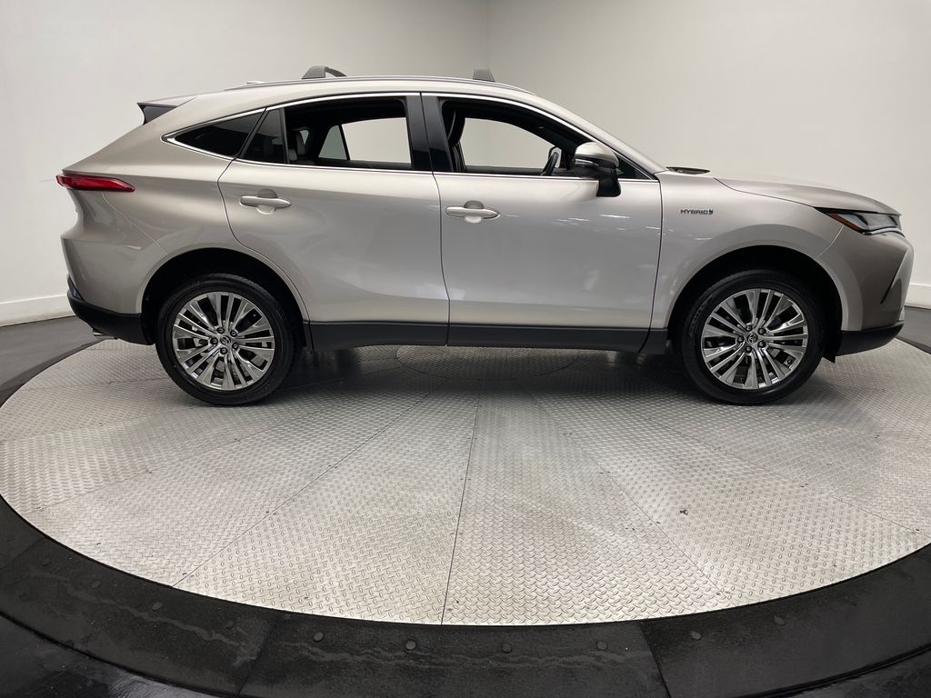 2021 Toyota Venza XLE 4