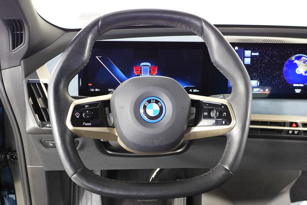 Thumbnail: 2023 BMW iX - 25