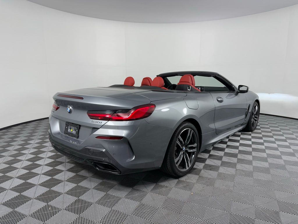 2024 BMW 8 Series 840i 5
