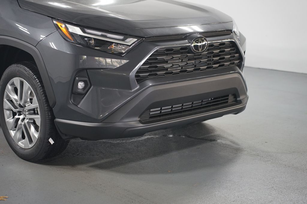 Thumbnail: 2025 Toyota RAV4 - 3