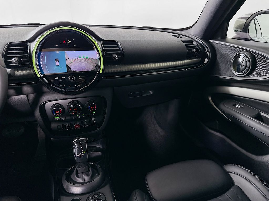 Thumbnail: 2024 MINI Cooper Clubman - 24