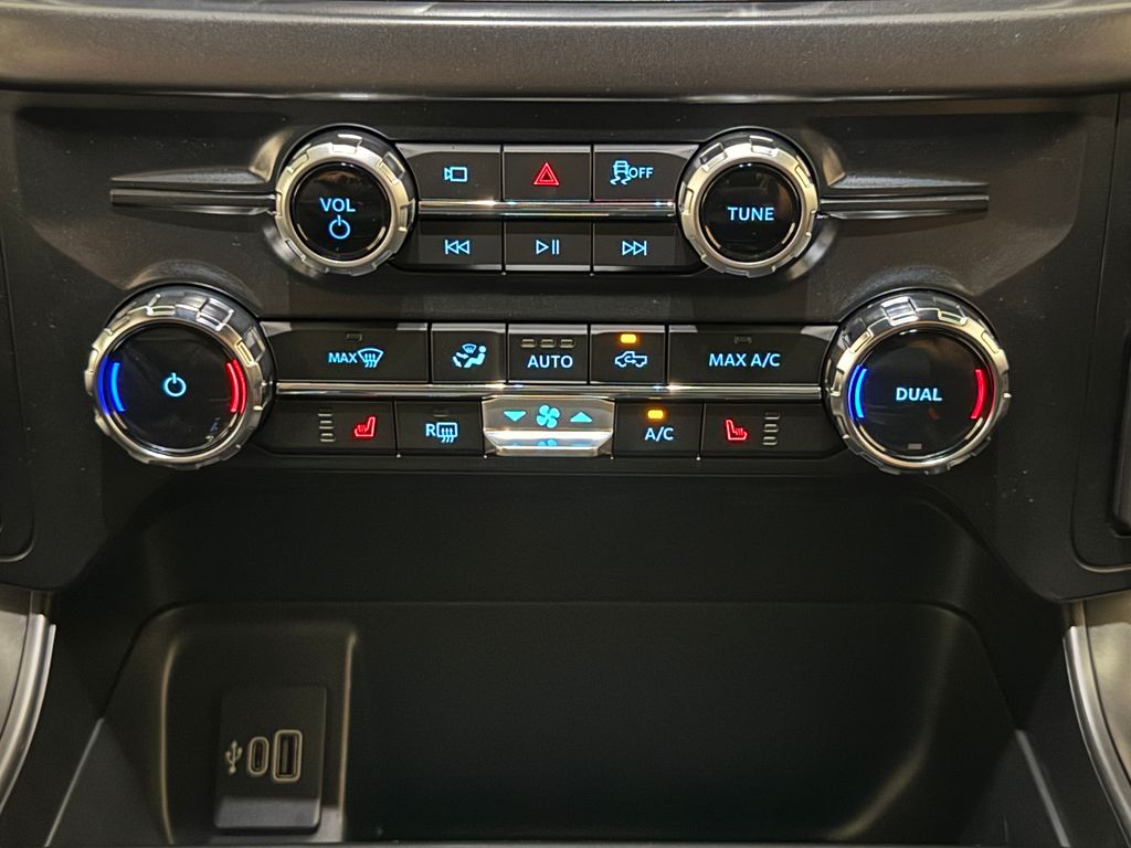 New 2026 White Ford Tremor image 36