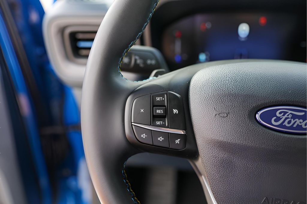 Used Car 2025 Ford Maverick  Lobo Standard For Sale Under $35,000 In Austin, Texas