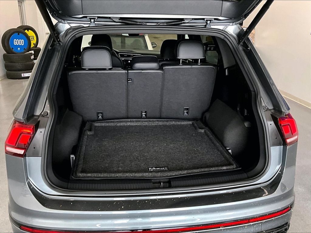 2024 Volkswagen Tiguan — photo 34