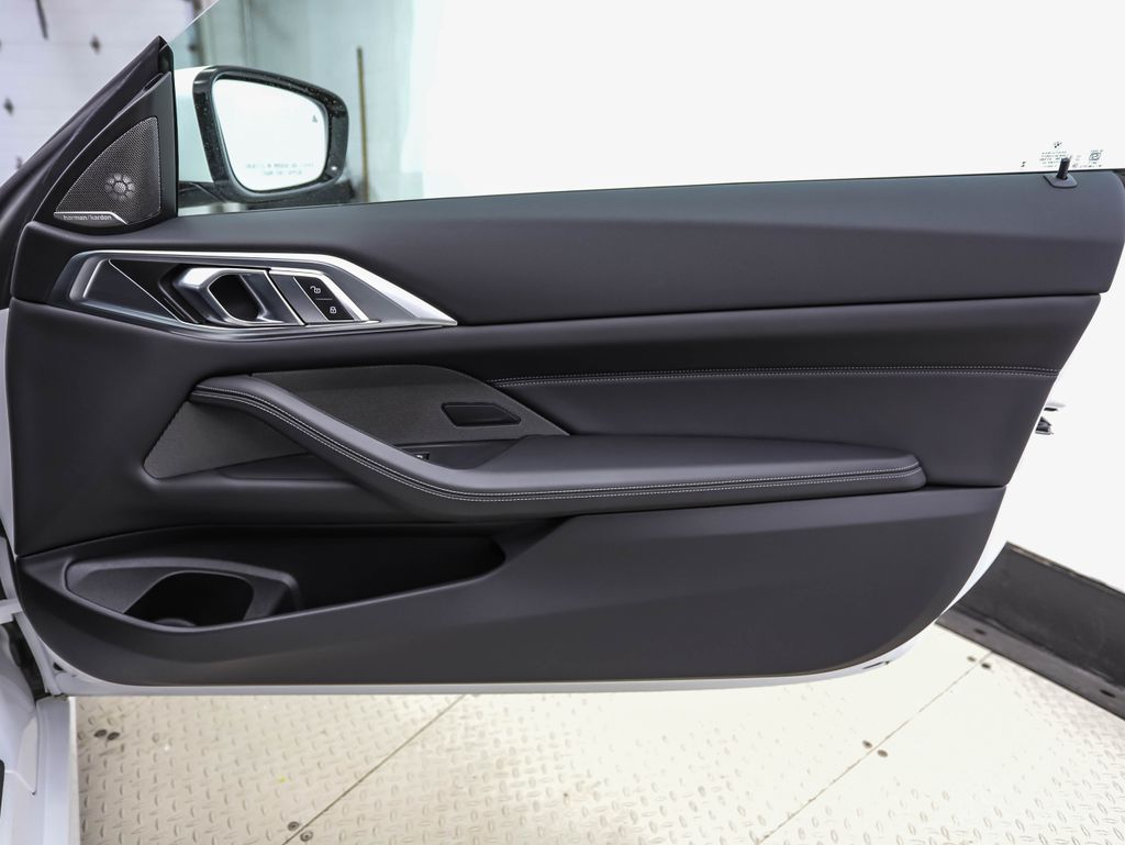Thumbnail: 2026 BMW 4 Series - 23
