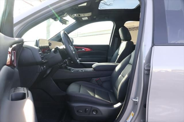 Thumbnail: 2026 Chevrolet Traverse - 14