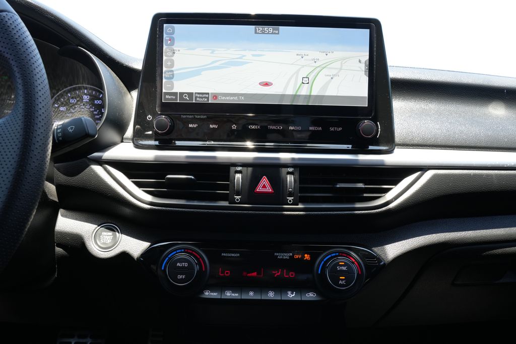 2023 Kia Forte GT-Line - 10