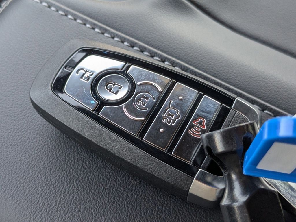 2025 Ford Expedition Platinum MAX