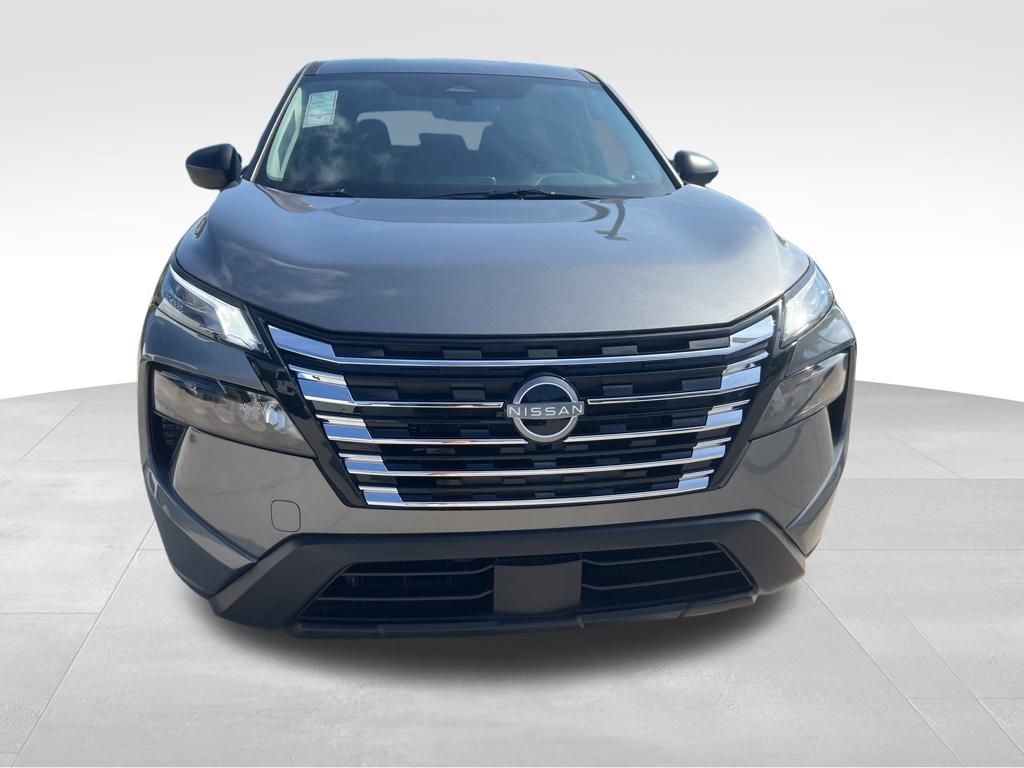2025 Gun Metallic Nissan Rogue S FWD SUV