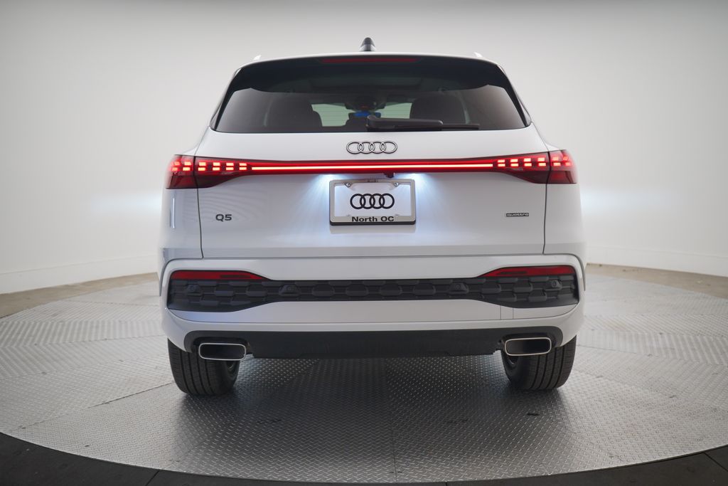 Thumbnail: 2025 Audi Q5 - 4