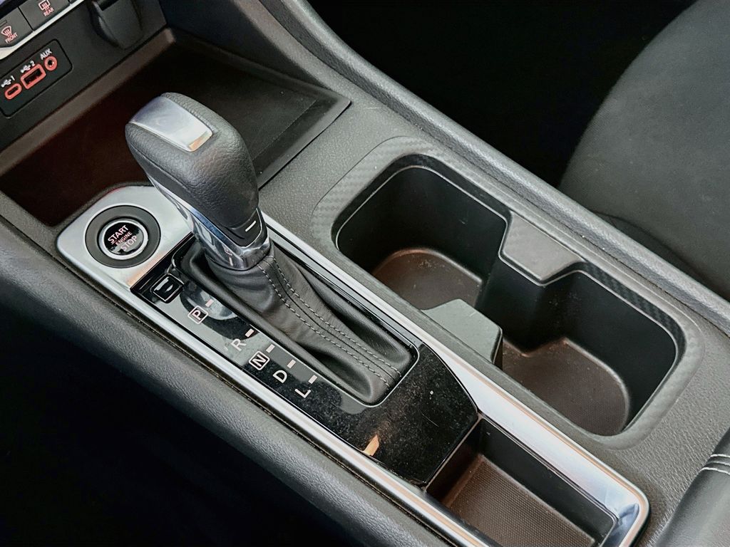 Thumbnail: 2023 Nissan Sentra - 16