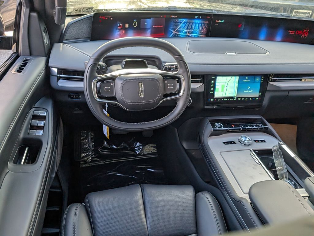 new 2026 Lincoln Navigator L car, priced at $111,390