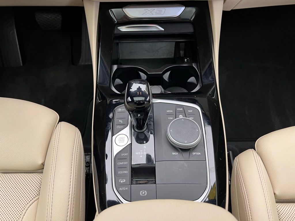 Thumbnail: 2022 BMW X3 - 12