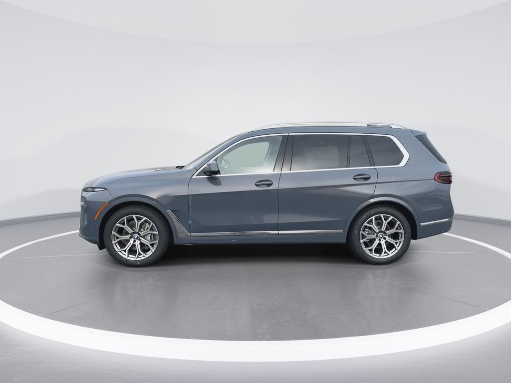 Thumbnail: 2026 BMW X7 - 5