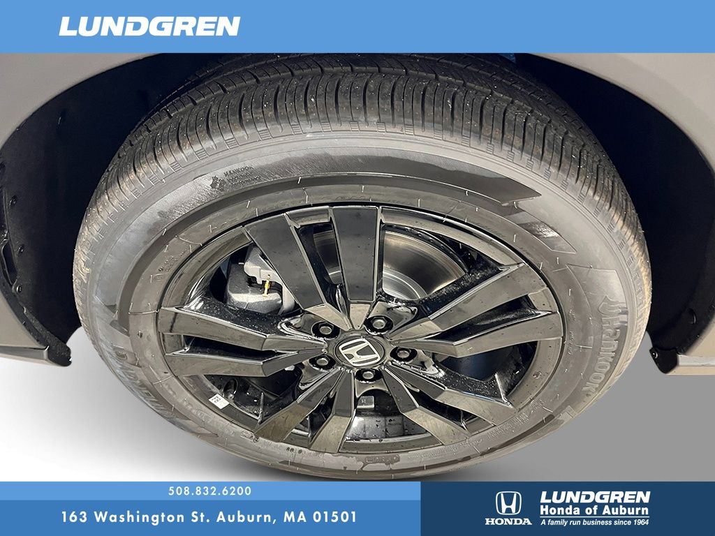 2026 Honda HR-V Sport photo 9