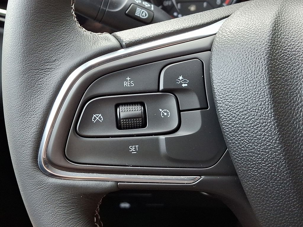 Thumbnail: 2023 Buick Encore GX - 21