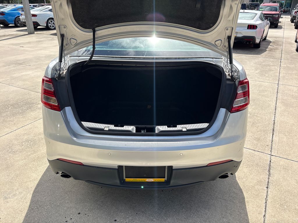Used 2015 Silver Ford Limited image 29