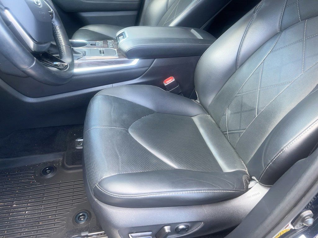 2020 Toyota Highlander Platinum