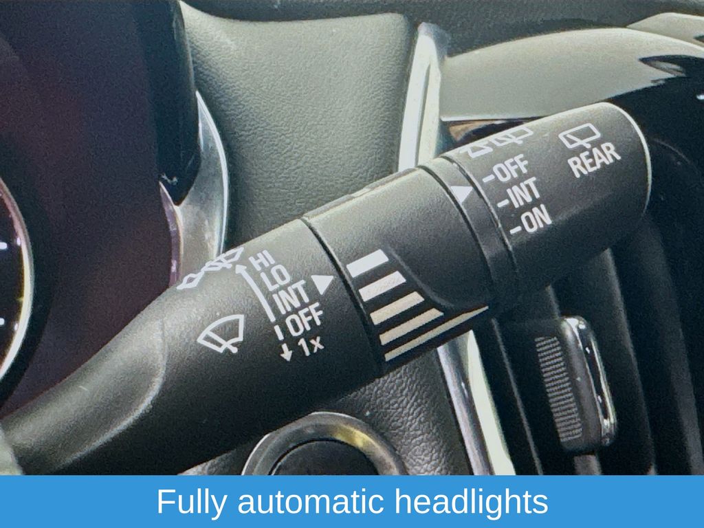 Used Car 2022 Chevrolet Traverse  Premier For Sale Under $35,000 In Austin, Texas