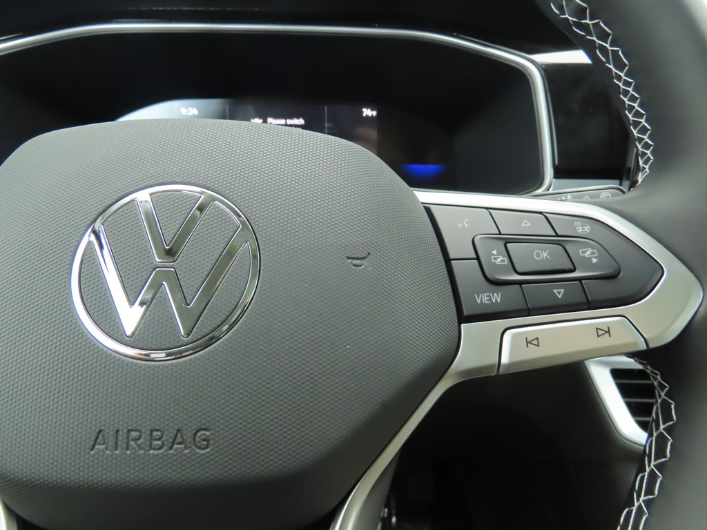 Thumbnail: 2025 Volkswagen Taos - 13