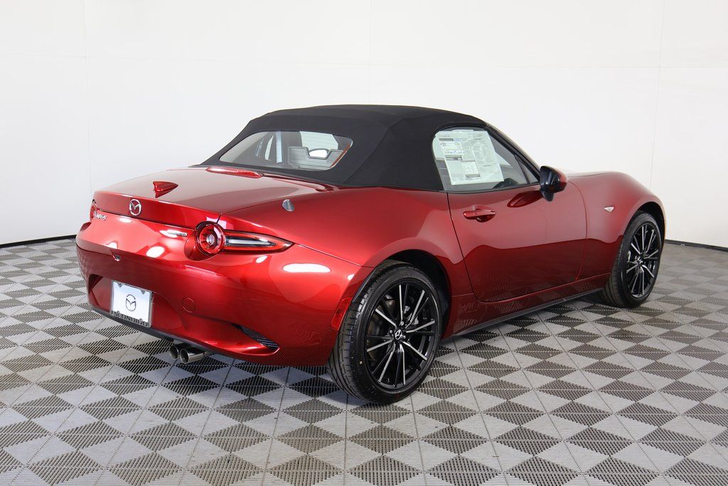 Thumbnail: 2025 Mazda MX-5 Miata - 2