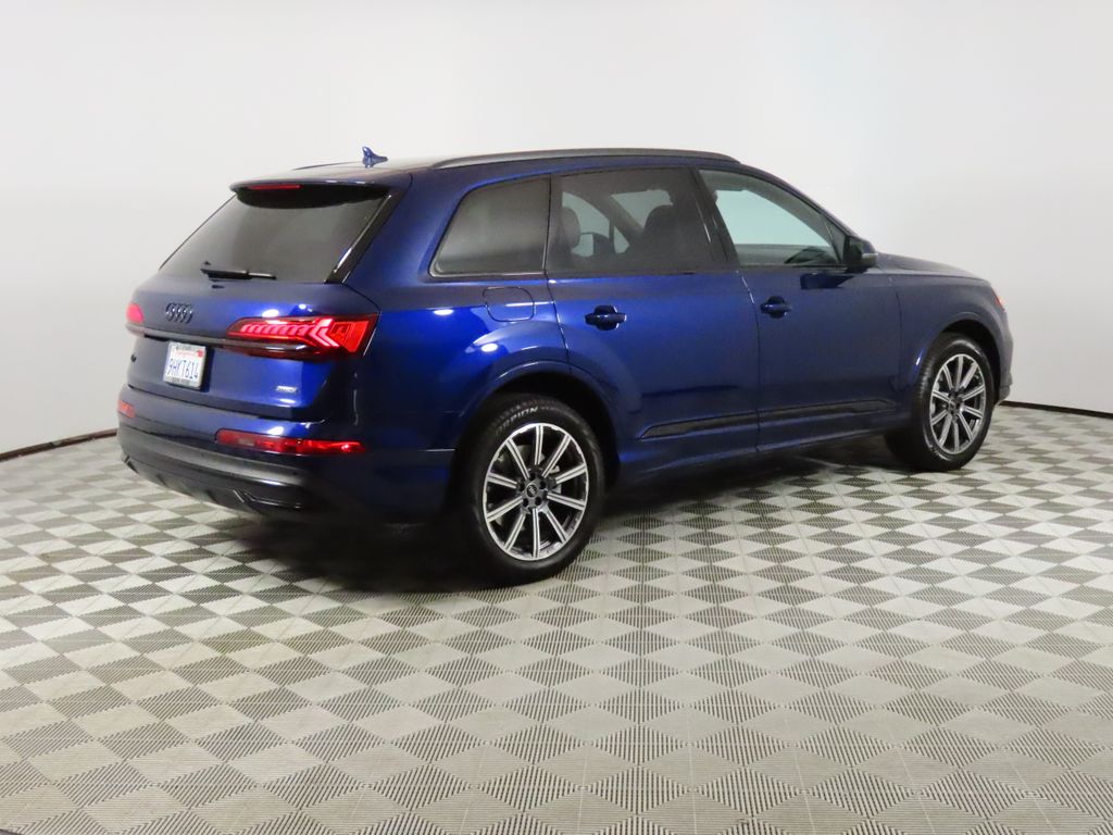 Thumbnail: 2023 Audi Q7 - 5