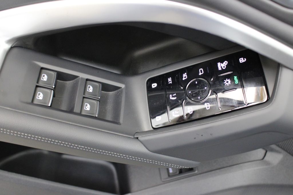 new 2025 Audi Q5 car, priced at $57,114