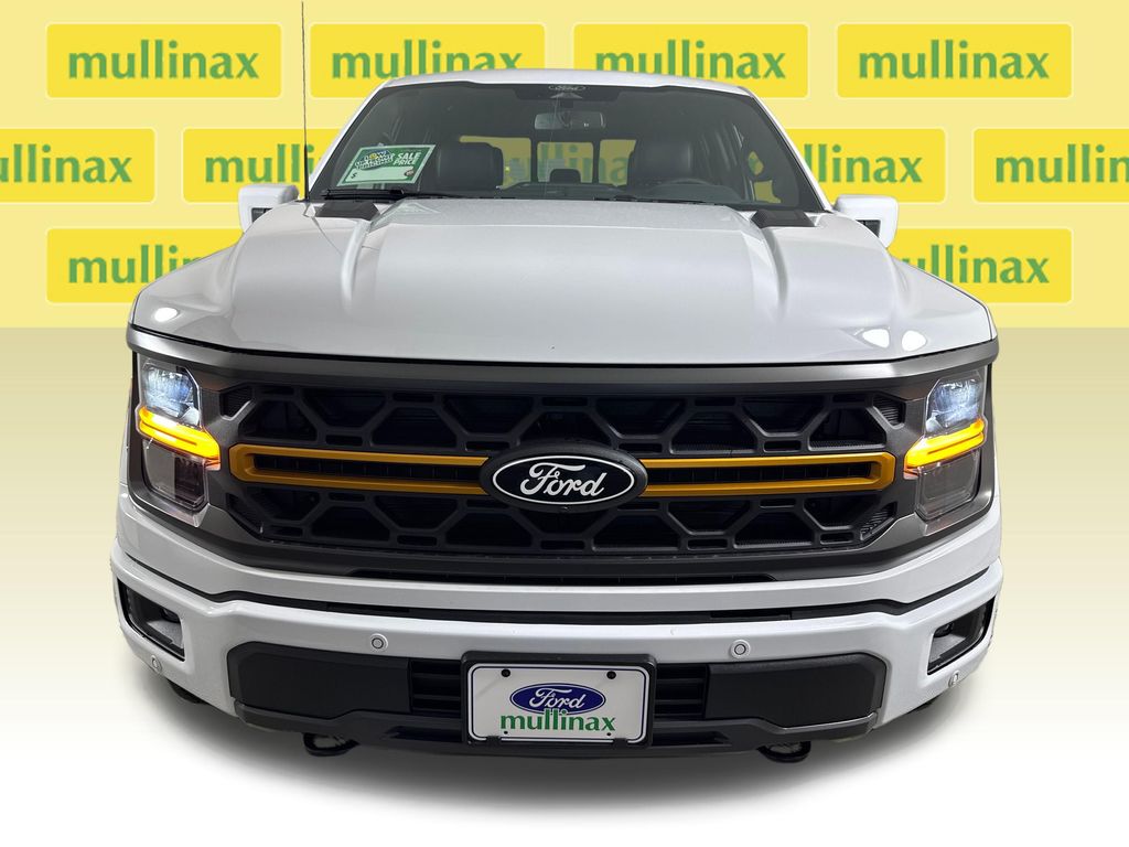 New 2026 White Ford Tremor image 16