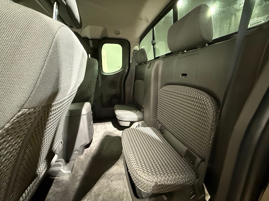Thumbnail: 2016 Nissan Frontier - 17
