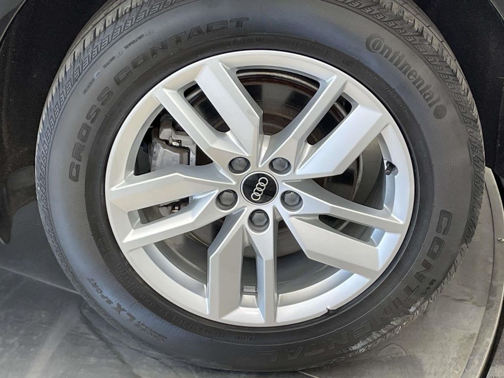 2023 Audi Q5 45 S line Premium - 11