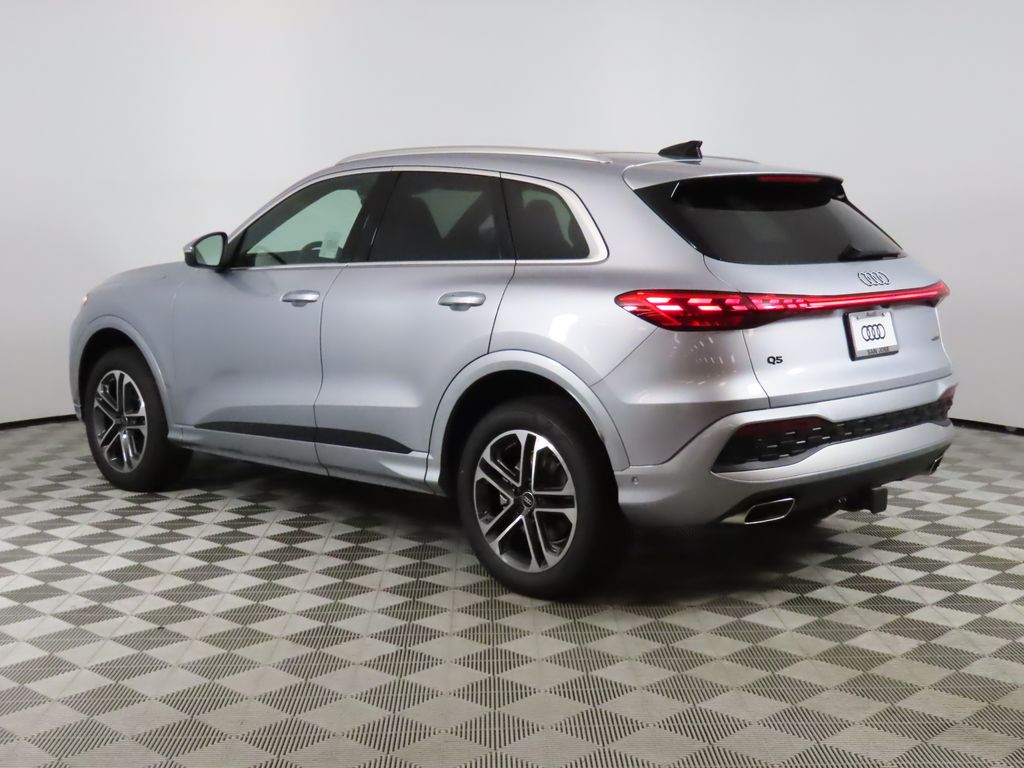 Thumbnail: 2025 Audi Q5 - 3