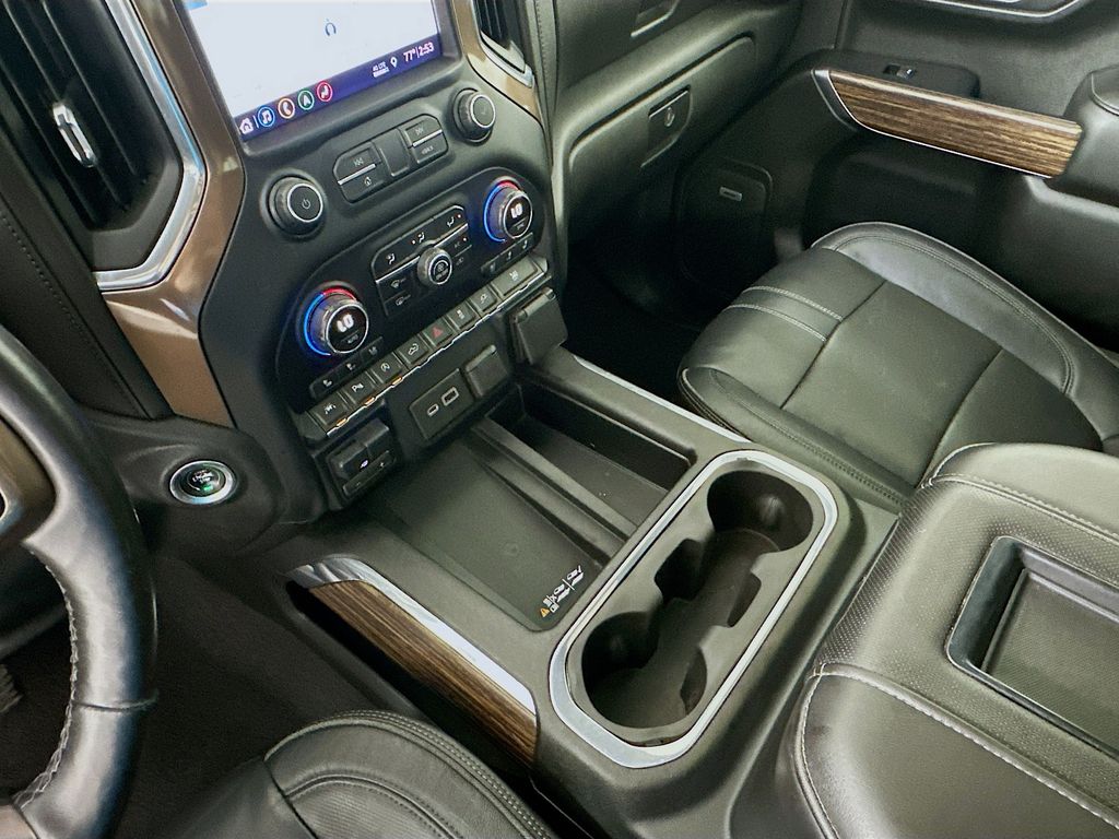 Thumbnail: 2019 Chevrolet Silverado 1500 - 17