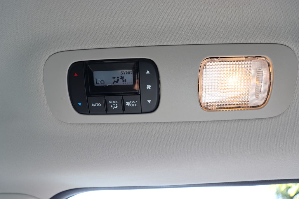 Thumbnail: 2026 Honda Odyssey - 17