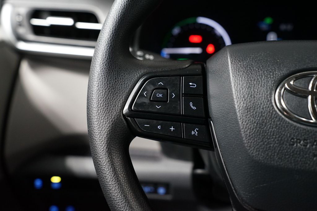 Thumbnail: 2024 Toyota Sienna - 14