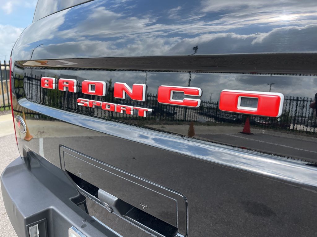 Thumbnail: 2022 Ford Bronco Sport - 9