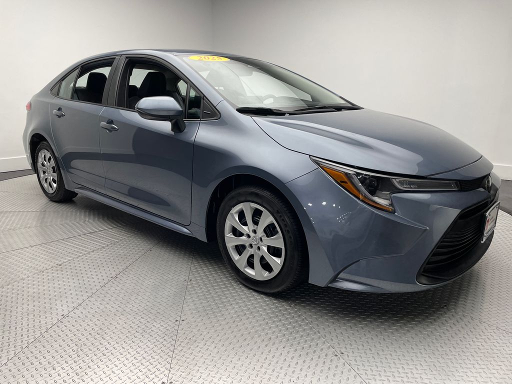 Thumbnail: 2025 Toyota Corolla - 3