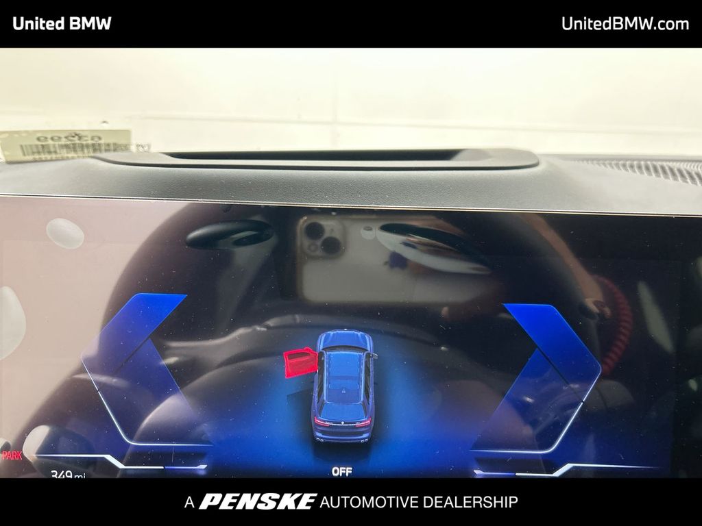 Thumbnail: 2025 BMW X7 - 15