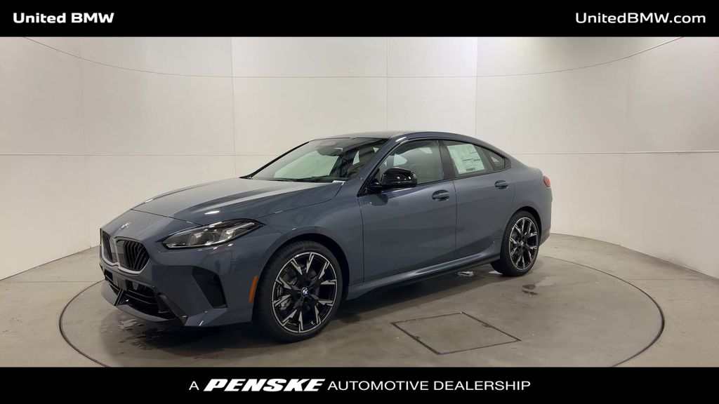 Thumbnail: 2026 BMW 2 Series - 4