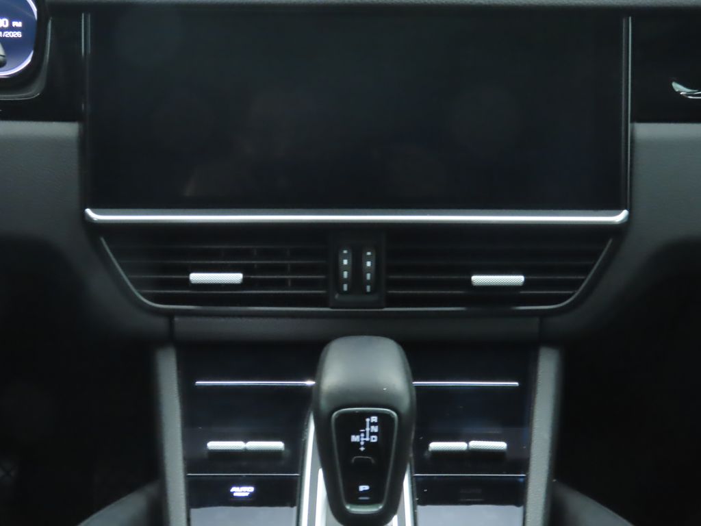 Thumbnail: 2019 Porsche Cayenne - 14