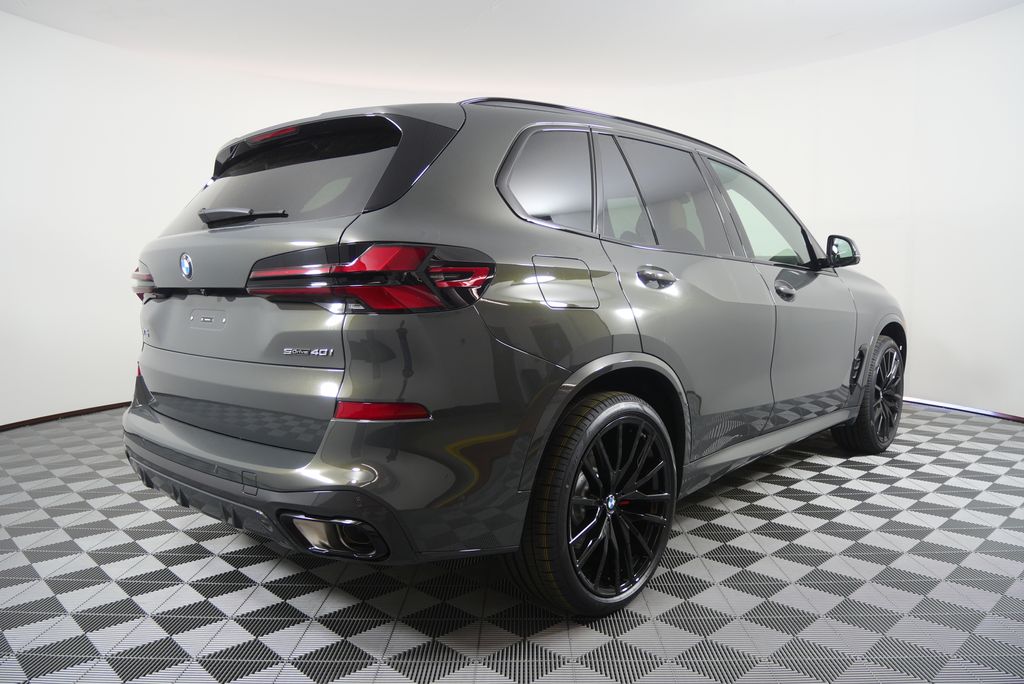 Thumbnail: 2026 BMW X5 - 3