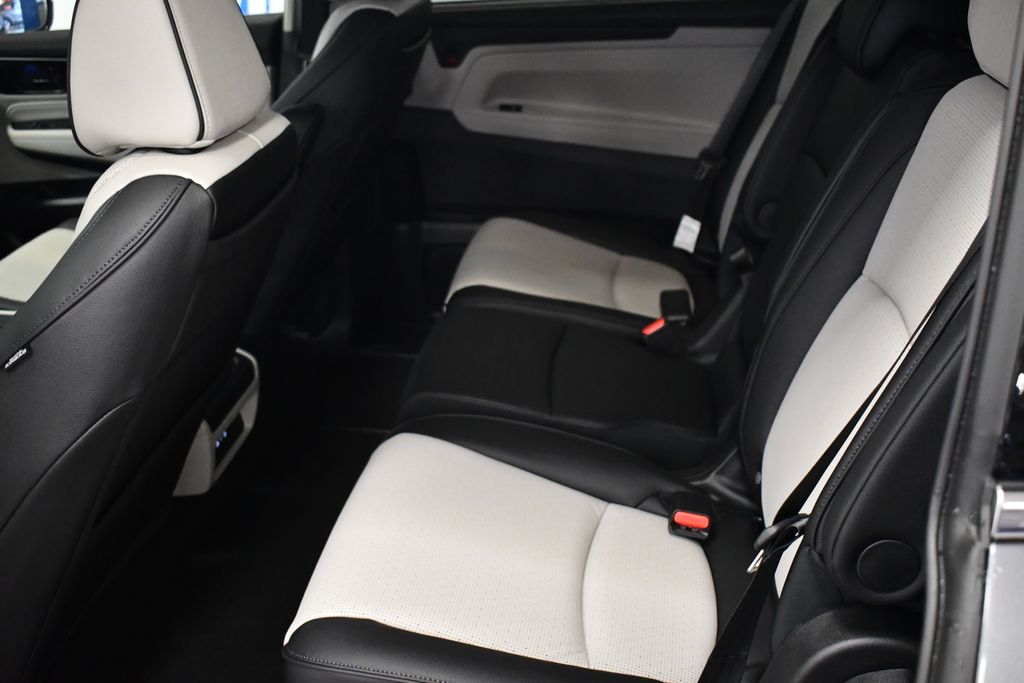 Thumbnail: 2026 Honda Odyssey - 21