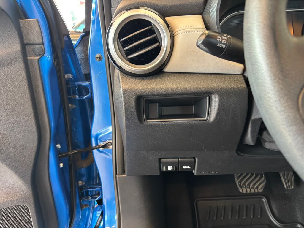2020 Nissan Versa 1.6 SV