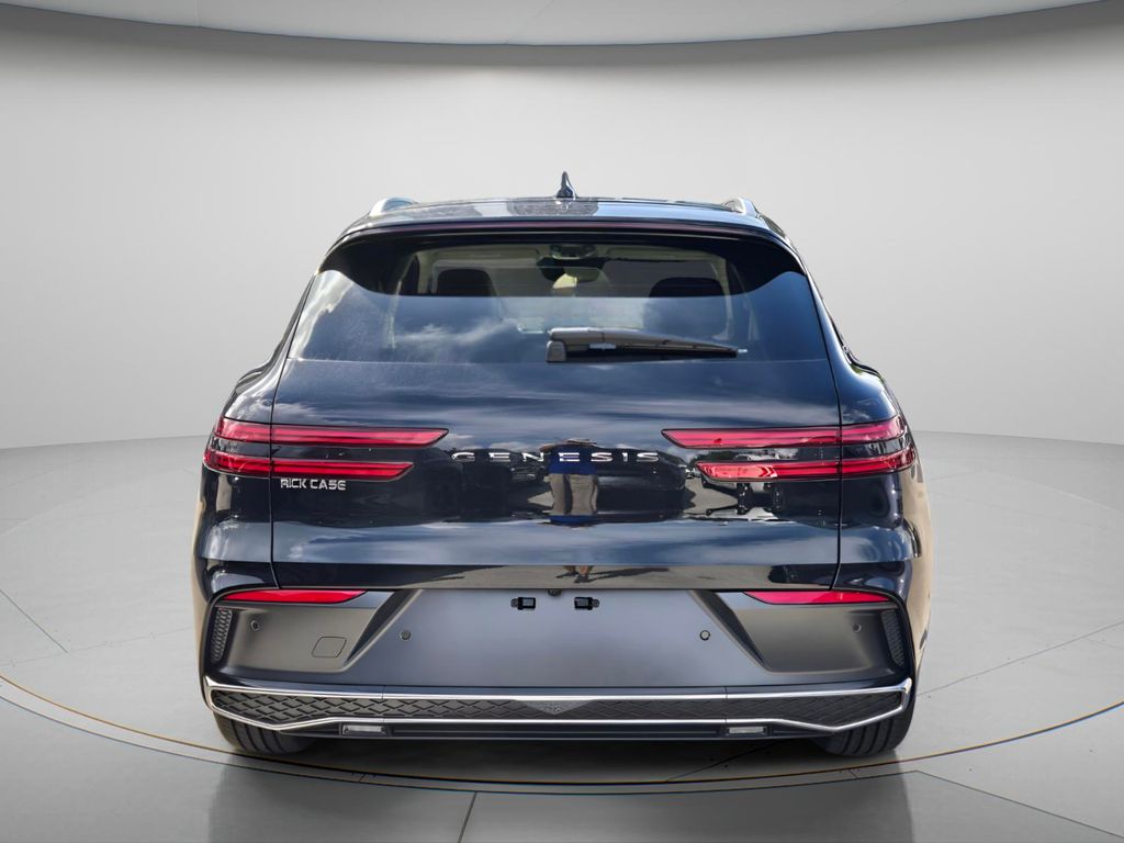 2027 Genesis Gv70