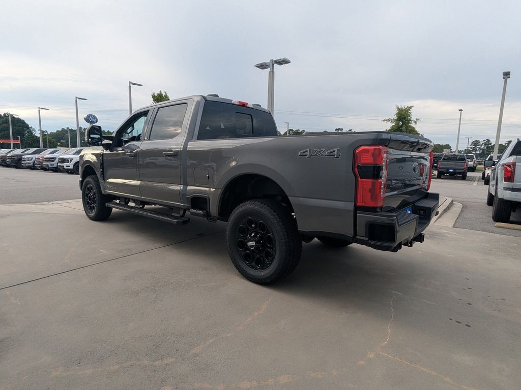 2025 Ford F-250 LARIAT