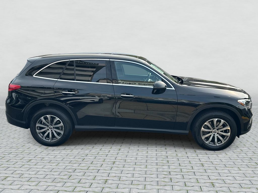Thumbnail: 2026 Mercedes-Benz GLC - 4