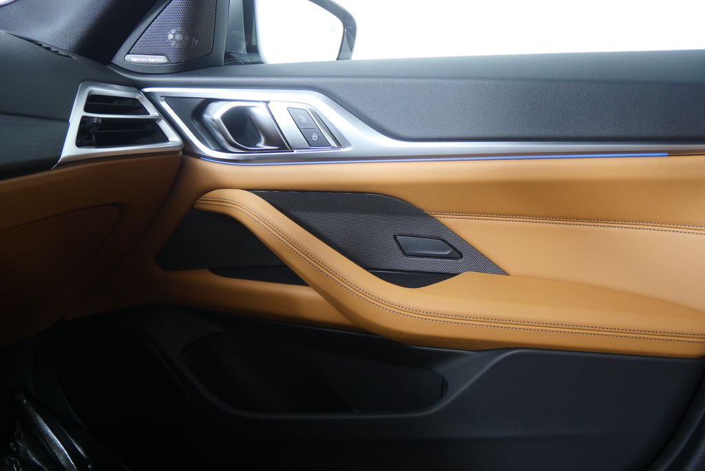 Thumbnail: 2026 BMW i4 - 24