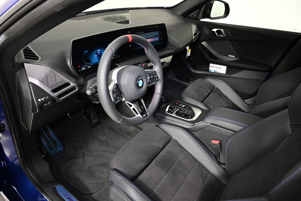 Thumbnail: 2025 BMW 2 Series - 15